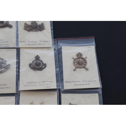 368 - A COLLECTION OF BRITISH ARMY CAP BADGES, CYCLISTS BATTALIONS, YEOMANRY AND OTHERS. A collection of c... 