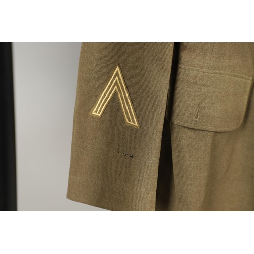 441 - A COLLECTION OF SECOND WORLD WAR AND LATER AMERICAN MILITARY UNIFORM. A 1944 pattern Wool field jack... 