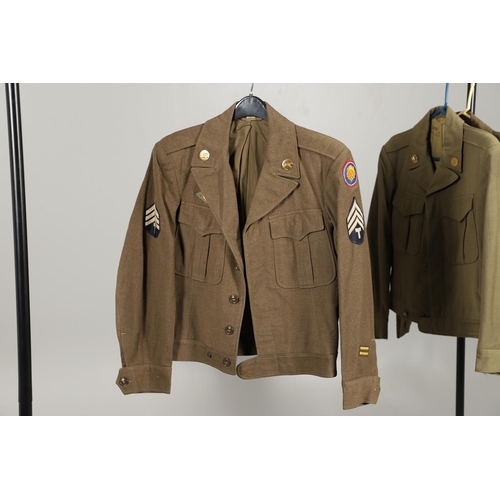 441 - A COLLECTION OF SECOND WORLD WAR AND LATER AMERICAN MILITARY UNIFORM. A 1944 pattern Wool field jack... 