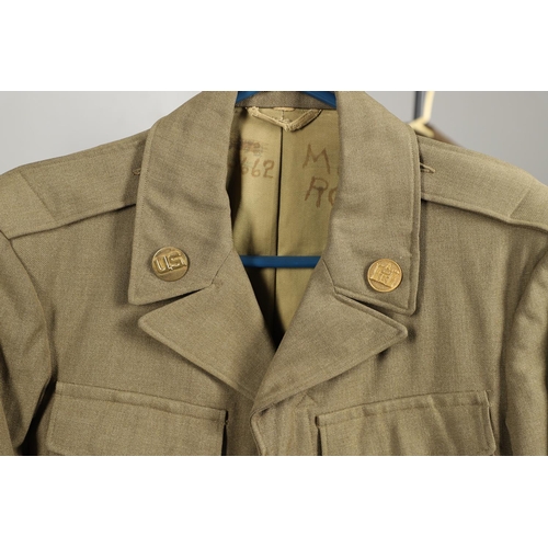 441 - A COLLECTION OF SECOND WORLD WAR AND LATER AMERICAN MILITARY UNIFORM. A 1944 pattern Wool field jack... 