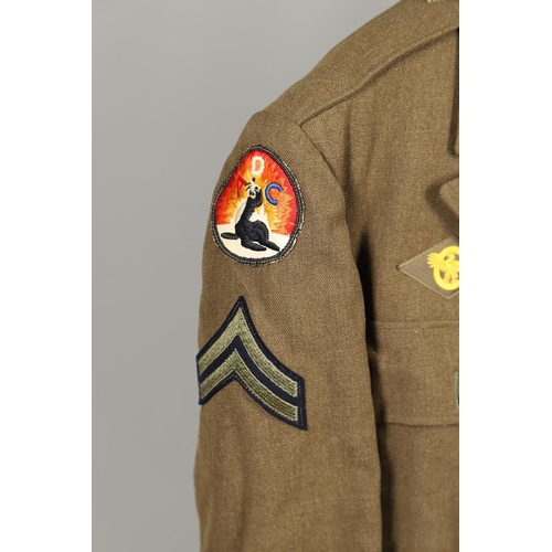 441 - A COLLECTION OF SECOND WORLD WAR AND LATER AMERICAN MILITARY UNIFORM. A 1944 pattern Wool field jack... 