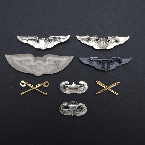 480 - A COLLECTION OF UNITED STATES AIR FORCE GLIDER PILOT WINGS. A collection of insignia including a clo... 