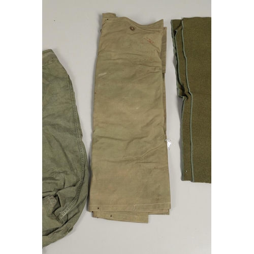 515 - A BRITISH ARMY RIDGE 'BAG TENT' AND OTHER SIMILAR ITEMS. A Military issue ridge tent, approximately ... 