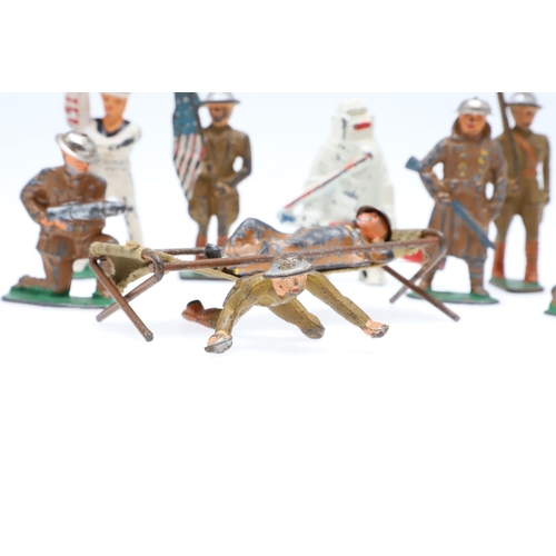 520 - A COLLECTION OF EARLY AMERICAN PAINTED LEAD TOY SOLDIERS. A mixed collection of toy soldiers includi... 