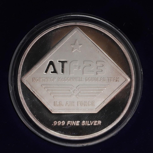 582 - A COLLECTION OF FOUR SILVER AVIATION RELATED COMMEMORATIVE MEDALS. A fine silver one troy ounce meda... 