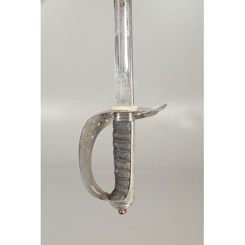 60 - AN 1895 PATTERN VICTORIAN INFANTRY OFFICER's  PRESENTATION SWORD. With an 82cm single edged, pointed... 