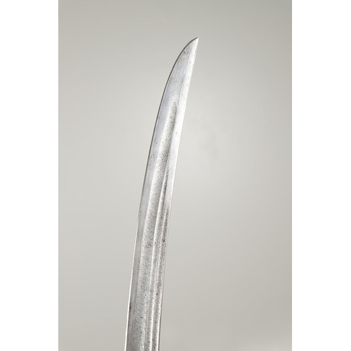 61 - A FINE RUSSIAN 1881/1908 PATTERN DRAGOON OFFICER's  SHASKA. With a 77cm curved, pointed and sharpene... 