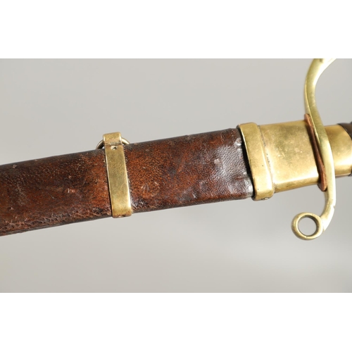 61 - A FINE RUSSIAN 1881/1908 PATTERN DRAGOON OFFICER's  SHASKA. With a 77cm curved, pointed and sharpene... 