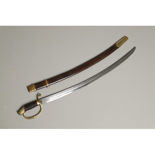 61 - A FINE RUSSIAN 1881/1908 PATTERN DRAGOON OFFICER's  SHASKA. With a 77cm curved, pointed and sharpene... 