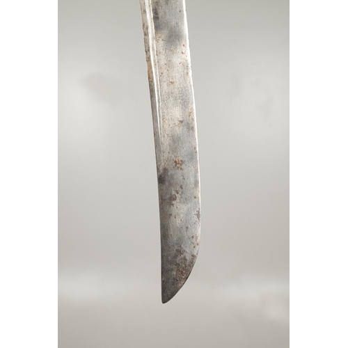 62 - A NAVAL CUTLASS WITH UNUSUALLY HEAVY BLADE, POSSIBLY LATE 18TH CENTURY. A late 18th century type Nav... 