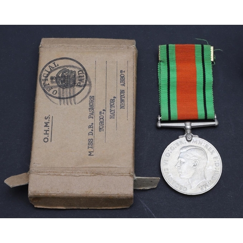 620 - A COLLECTION OF SECOND WORLD WAR AND NURSING MEDALS TO THE PASMORE FAMILY. A Collection of First Wor... 