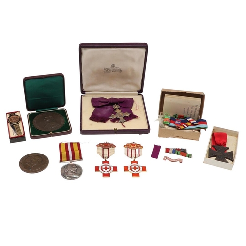 625A - AN OBE ON LADIES RIBBON AND A COLLECTION OF MEDALS AND OTHER HISTORIC MEDALS. An O.B.E.on ladies rib... 