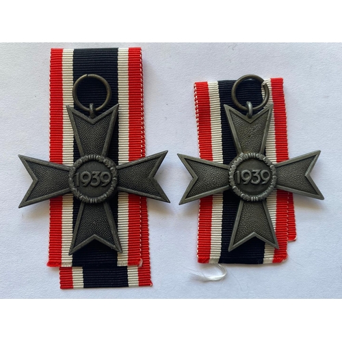 640 - TWO GERMAN SECOND WORLD WAR SERVICE CROSSES IN ORIGINAL PACKETS. Two Second World War German War Ser... 