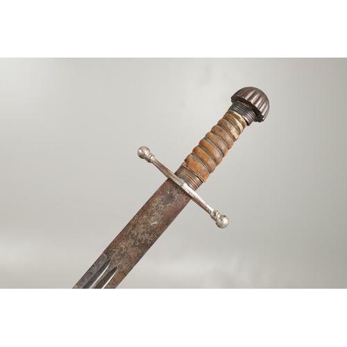 71 - A 19TH CENTURY SCOTTISH BROADSWORD. With a broad, pointed 71cm blade with double fullers, straight c... 