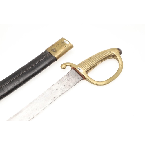 81 - A FRENCH 1816 PATTERN SHORT SWORD AND SCABBARD. With a 57.5cm pointed, curved and sharpened blade, s... 