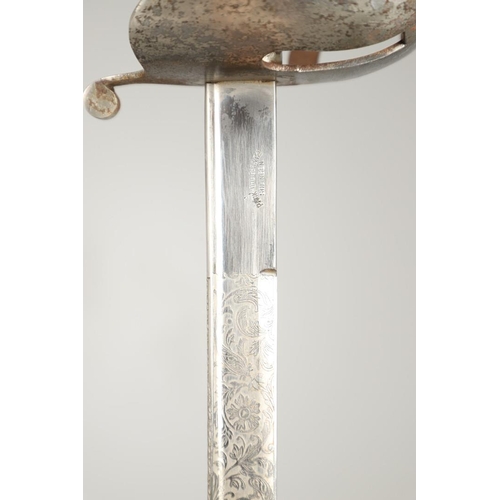 89 - A FIRST WORLD WAR 1889 PATTERN GERMAN SWORD AND SCABBARD. With a 78cm pipe-backed blade with spear p... 