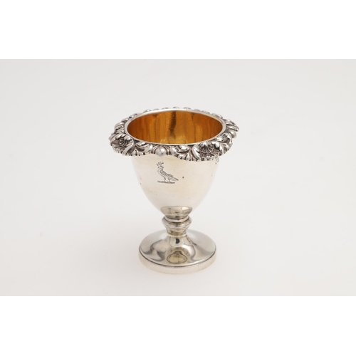 120 - A WILLIAM IV SILVER FOUR EGG-CUP CRUET FRAME. shaped square outline, with a central loop handle and ... 