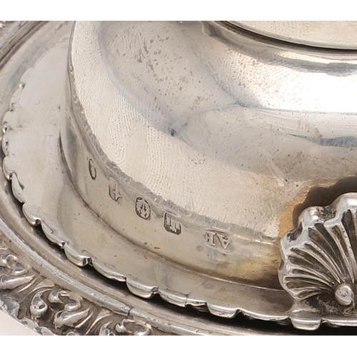 195 - A GEORGE IV SCOTTISH SILVER WINE FUNNEL. with a foliate border, a ribbed spout and a shell side clip... 