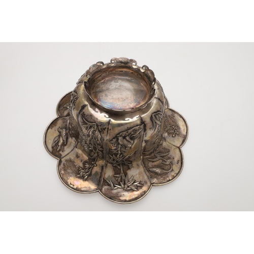 215 - A LATE 19TH/ EARLY 20TH CENTURY CHINESE SILVER ROSE BOWL. of octofoil outline, the body decorated in... 