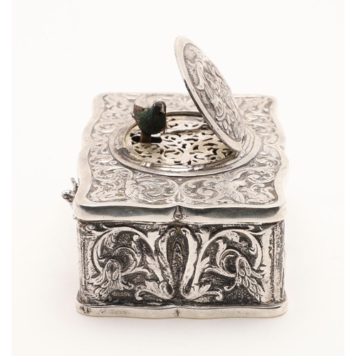 247 - A LATE 19TH CENTURY GERMAN SILVER SINGING BIRD BOX. in the manner of Karl Greisbaum, shaped rectangu... 