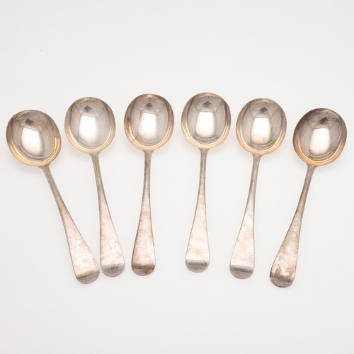 39 - A GEORGE V CASED SET OF SIX OLD ENGLISH PATTERN SILVER SOUP SPOONS. by Josiah Williams & Co, London ... 