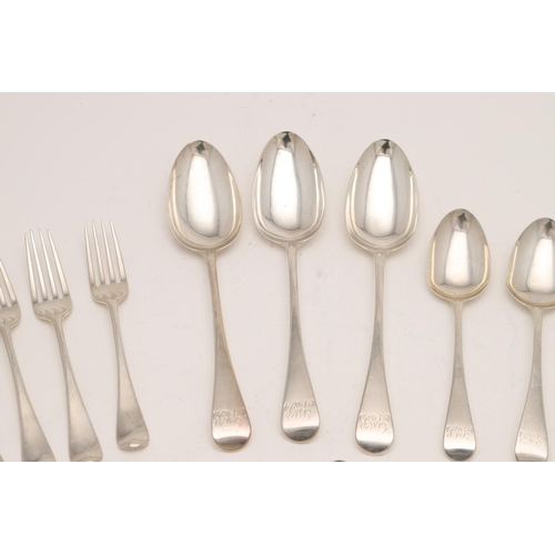 6 - GEORGE III OLD ENGLISH PATTERN SILVER FLATWARE, BY WILLIAM CHAWNER. to include 7 table forks, 8 tabl... 