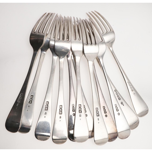 70 - A MATCHED OR HARLEQUIN PART-CANTEEN OF FEATHER-EDGE SILVER FLATWARE & CUTLERY. comprising of 12 tabl... 