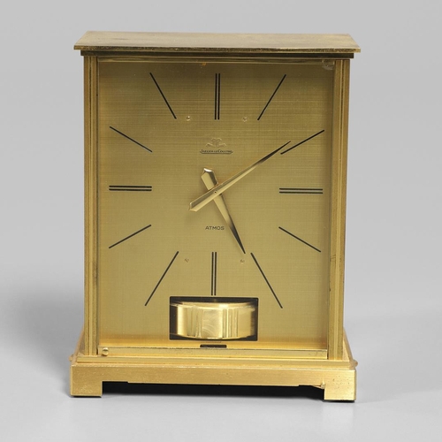 1137 - A GILT BRASS JAEGER-LE-COULTRE ATMOS CLOCK, CIRCA 1970. calibre 528/1, the case with brushed finish ... 