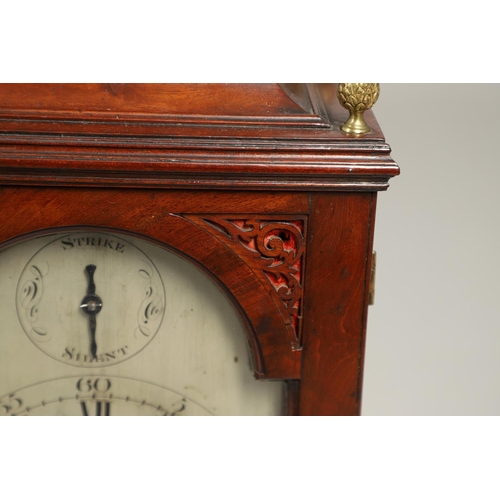 1147 - A GEORGE III MAHOGANY BRACKET CLOCK. the 6 1/2