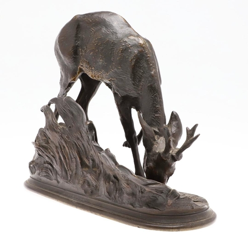 1170 - AFTER PIERRE JULES MENE (1810-1879), BRONZE STUDY OF A BUCK. modelled in a grazing pose upon a natur... 