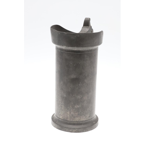 1174 - TWO MID-LATE 19TH CENTURY FRENCH PEWTER LIDDED MEASURES. of double and single litre size, the talles... 