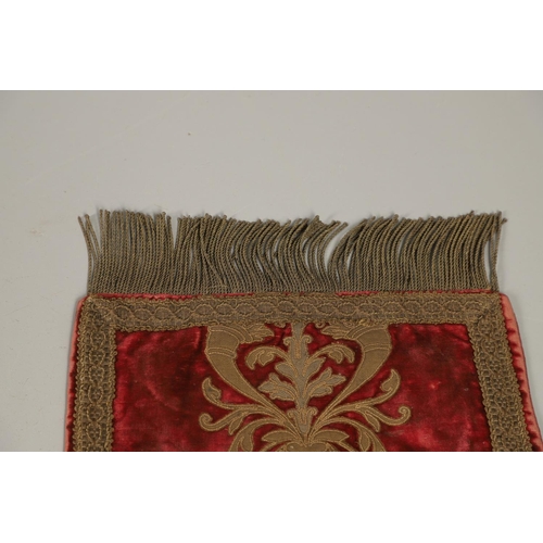 1189 - AN EARLY RED VELVET ITALIAN TABLE RUNNER. possibly 17th century, with 'gold' Florentine braiding of ... 