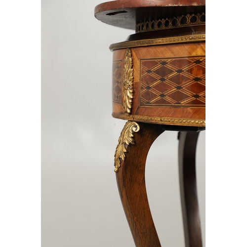 1239 - A NAPOLEON III OVAL PARQUETRY JARDINIERE AND COVER. the top with pierced brass gallery, gilt metal f... 