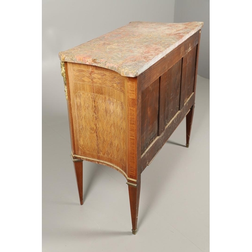 1250 - A 20TH CENTURY FRENCH PARQUETRY COMMODE. the shaped pink marble top to concave sides and  three draw... 