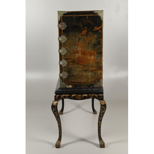 1268 - A CHINESE BLACK LACQUERED EXPORT CABINET. brass mounted, the cupboard doors and sides decorated with... 