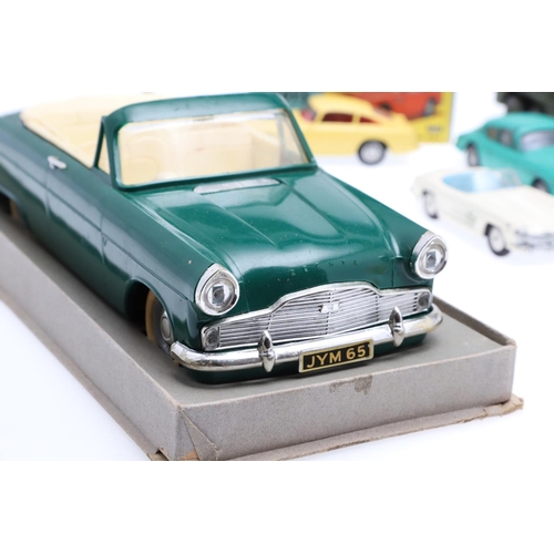 517 - CORGI & DINKY TOYS - BOXED & UNBOXED DIE CAST TOYS, & TRIANG MINIC FORD ZEPHYR. Including four boxed... 