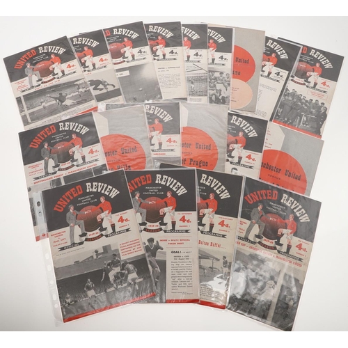 533 - MANCHESTER UTD - LARGE & EXTENSIVE FOOTBALL PROGRAMME COLLECTION. A large and impressive collection ... 