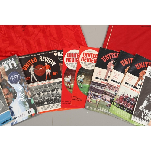 533 - MANCHESTER UTD - LARGE & EXTENSIVE FOOTBALL PROGRAMME COLLECTION. A large and impressive collection ... 