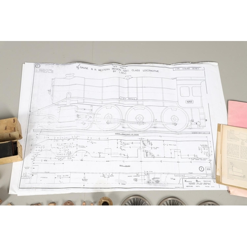 550 - STEAM LOCOMOTIVE PARTS - IVY HALL. An unassembled 3 1/2 inch gauge locomotive Ivy Hall, with a steel... 