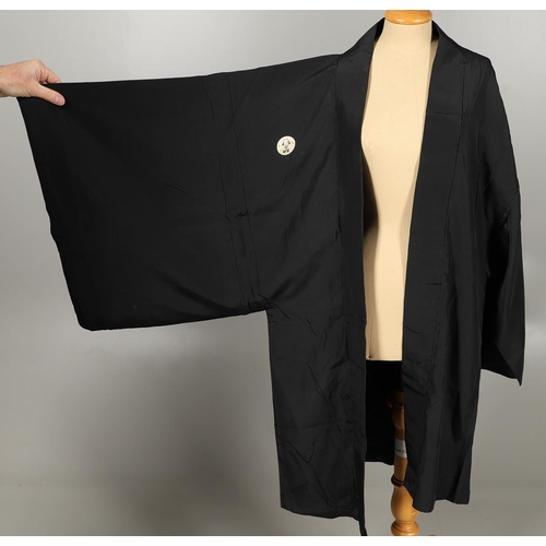 560 - ANTIQUE JAPANESE SILK KIMONO, ACCESSORIES & PROVENANCE. An early to mid 20thc black kimono, lined wi... 