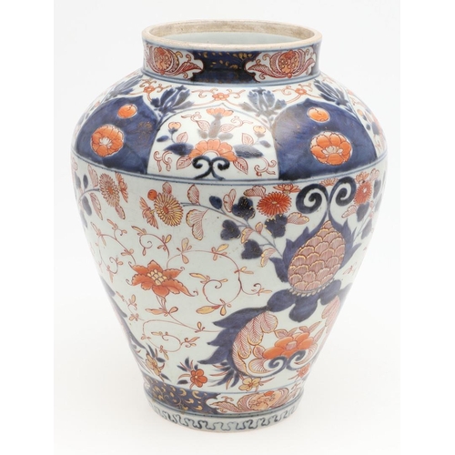 753 - 17TH/18THC JAPANESE IMARI JAR. Probably late 17thc, with a tapering rounded body and painted with fl... 