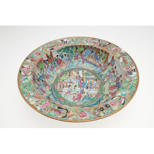 755 - LARGE 19THC CHINESE CANTONESE BASIN & LIDDED JUG. 19thc, a large Cantonese basin painted to the inte... 