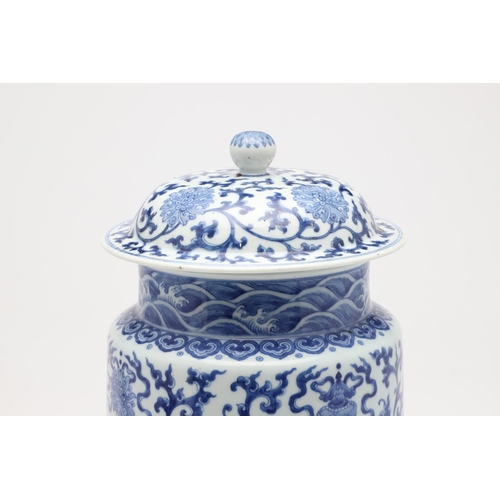 763 - LARGE CHINESE BLUE & WHITE LIDDED JAR. Probably late 19thc but made in the 18thc style, painted to t... 