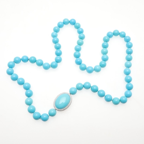 1117 - A NATURAL TURQUOISE BEAD NECKLACE. formed with uniform turquoise beads measuring approximately 13.00... 