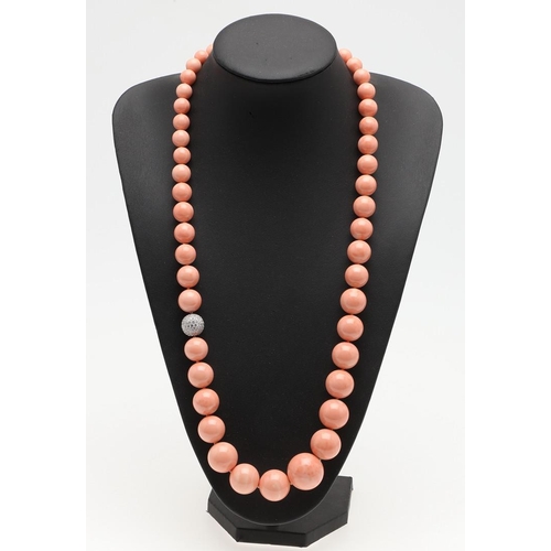 1120 - A GRADUATED NATURAL CORAL BEAD NECKLACE. the coral beads graduate from approximately 10.0 to 24.0mm ... 