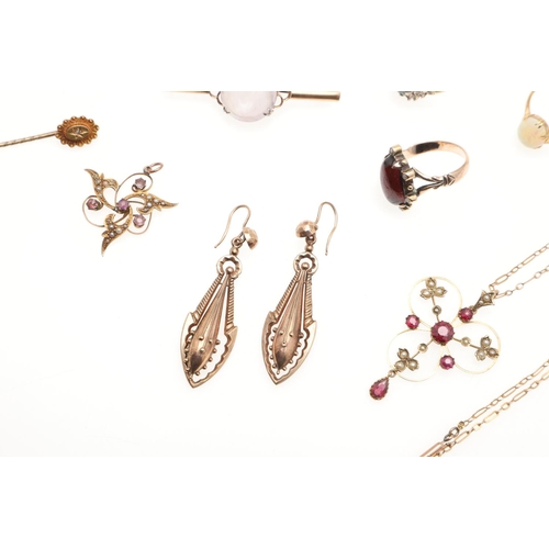 790 - A QUANTITY OF JEWELLERY. including a garnet and pearl ring, set in gold, size O 1/2, a solid white o... 