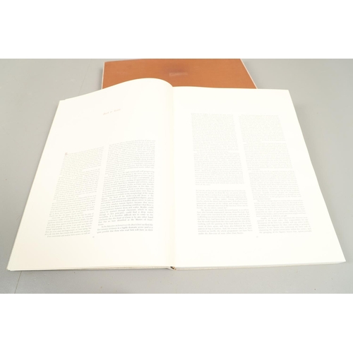 13 - GIORGIO BONSANTI. Giotto, Elephant Folio, 1986. Giorgio Bonsanti. Giotto, English edition, one hundr... 