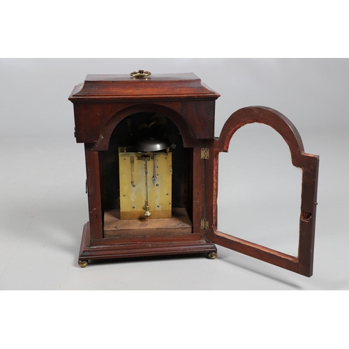 439 - AN EARLY 19TH CENTURY MAHOGANY BRACKET CLOCK. the 8 3/4