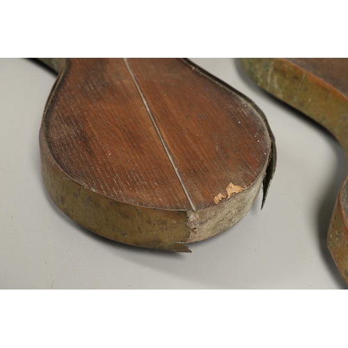 452 - A PAIR OF EARLY 19TH CENTURY BRASS BOUND OAK TAVERN COASTERS. of double gourd shape, on brass caster... 