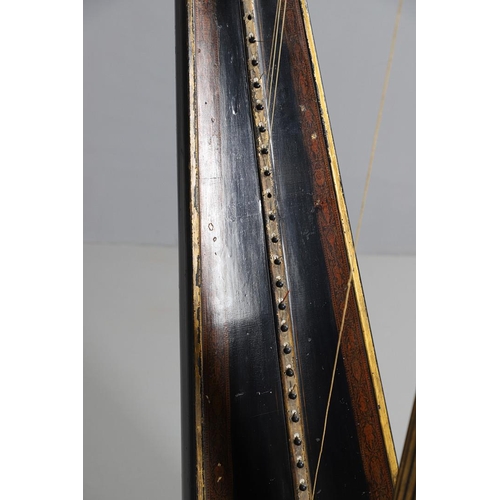 467 - AN EBONISED AND GILTWOOD 'GRECIAN' HARP BY SEBASTIAN ERARDS. 19th century, the gilded Corinthian col... 